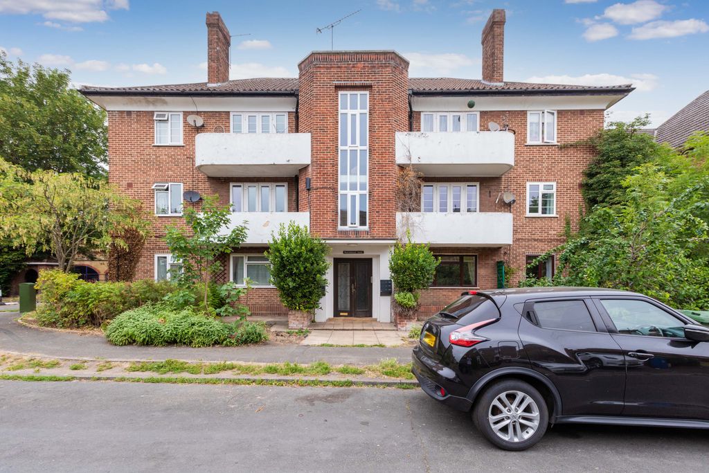 Property photo 1 of 15 1 Marlborough House-2