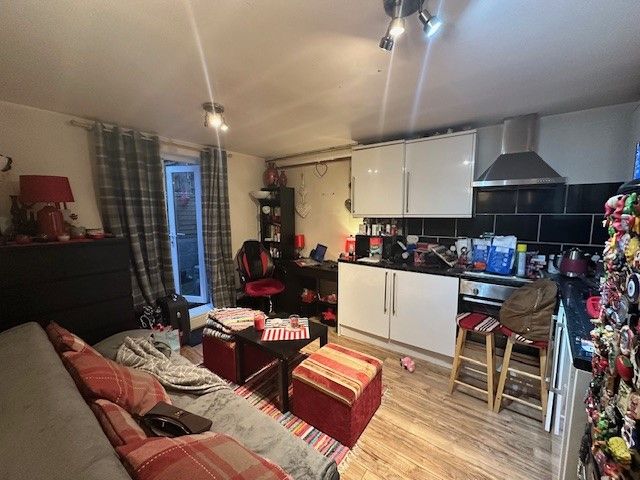 Property photo 2 of 4