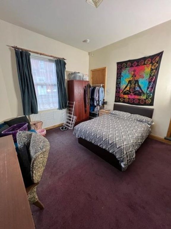 Property photo 3 of 11 279A 2023 Bed 1.Jpg