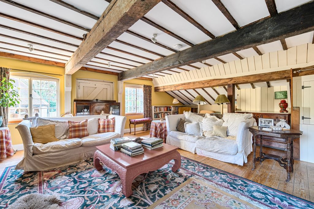 Property photo 3 of 12