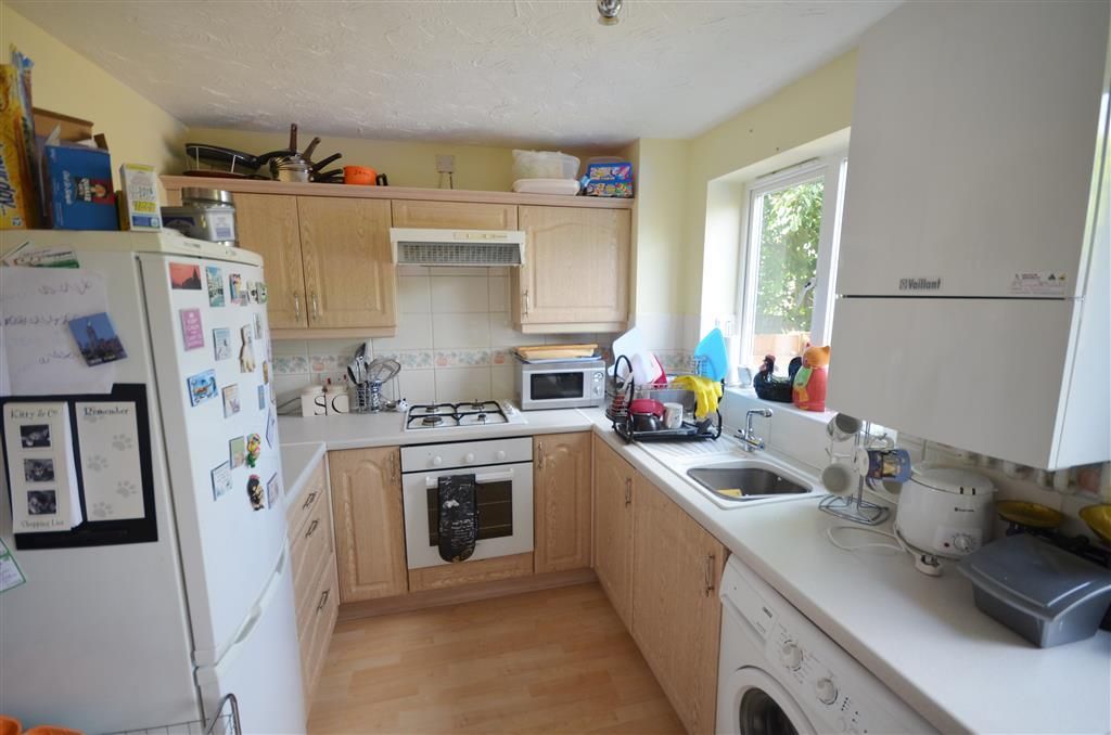 Property photo 3 of 7 Kitchen