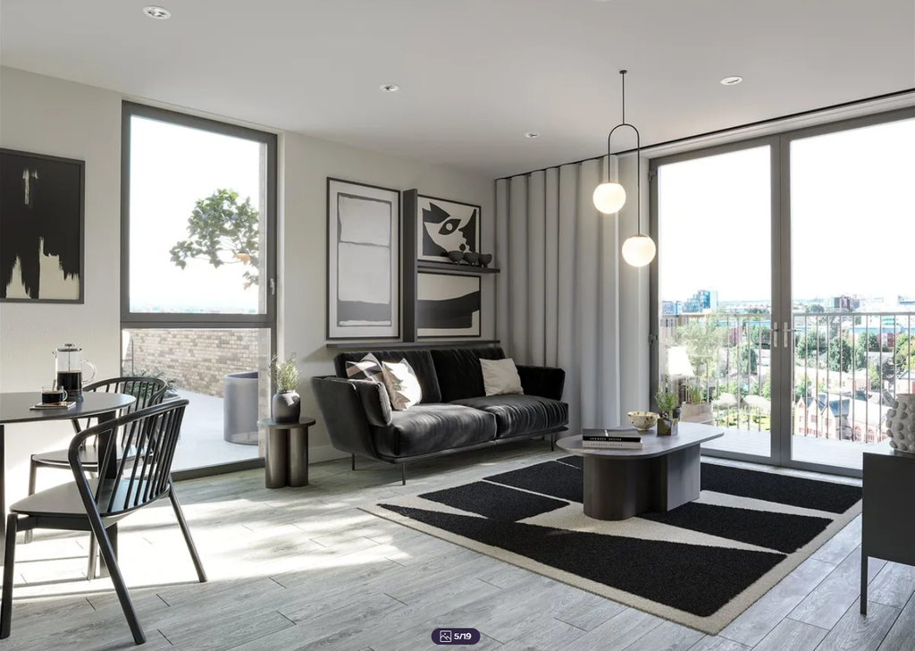 Property photo 1 of 11