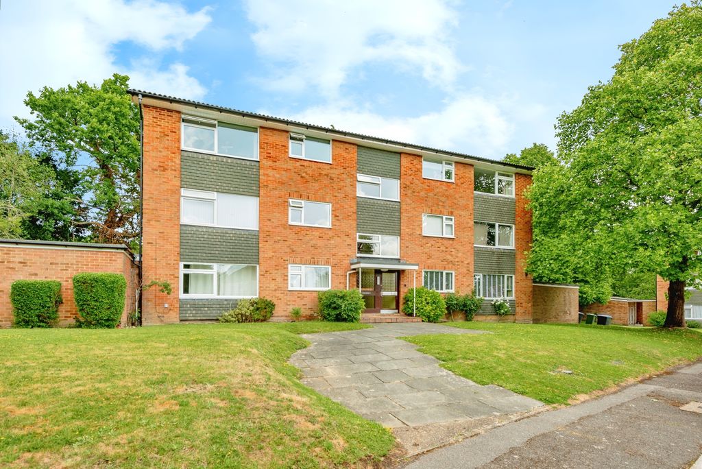 Property photo 1 of 20