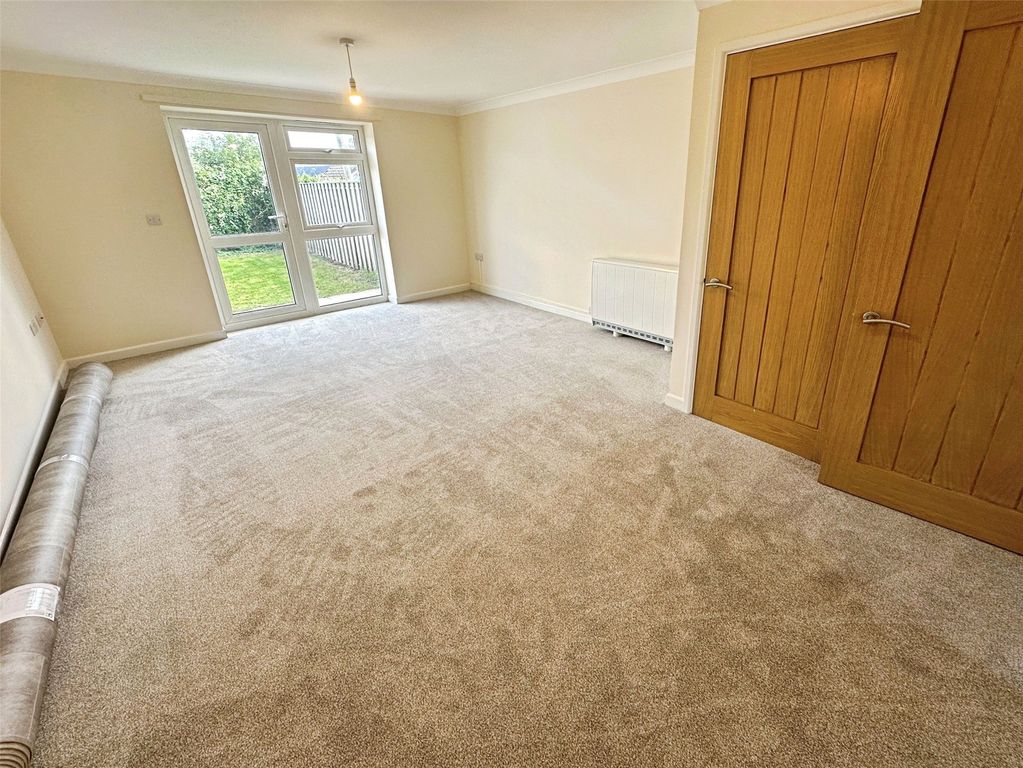 Property photo 1 of 7 Picture No. 18