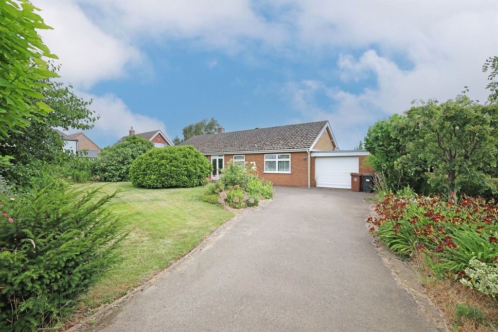 Property photo 1 of 17 Picture No. 02