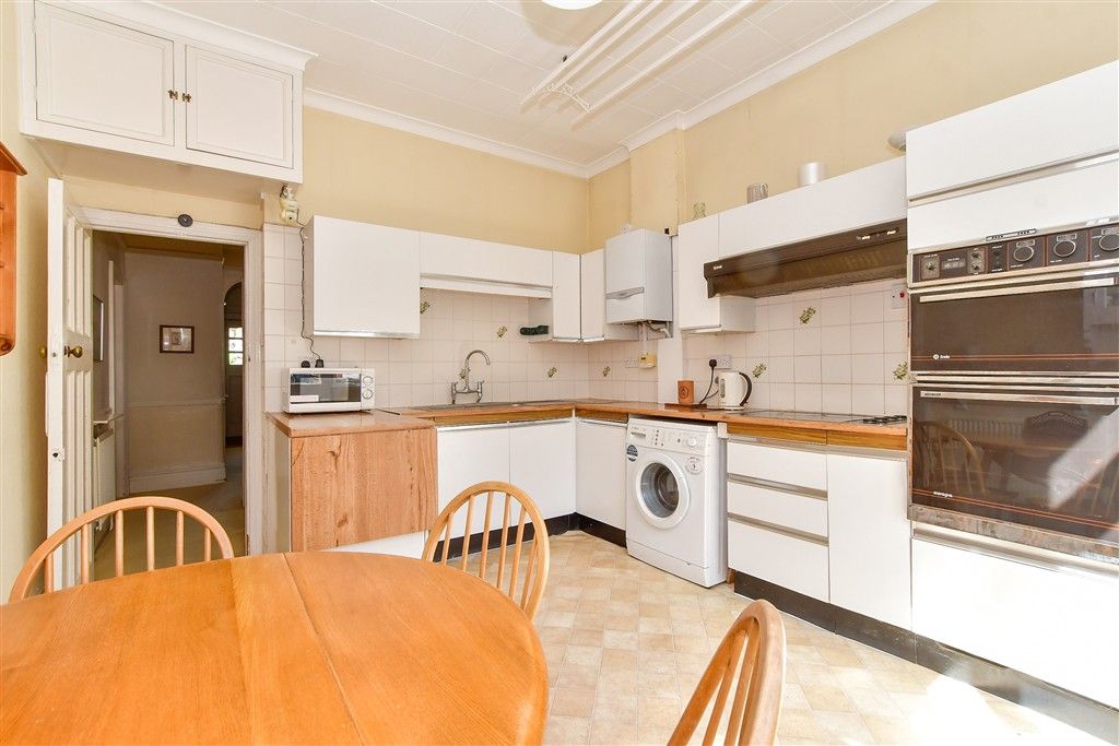 Property photo 2 of 15 Kitchen