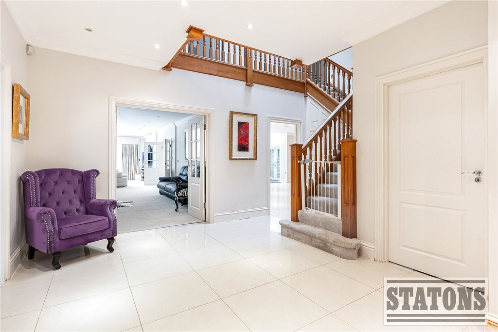 Property photo 2 of 33 Picture No. 78