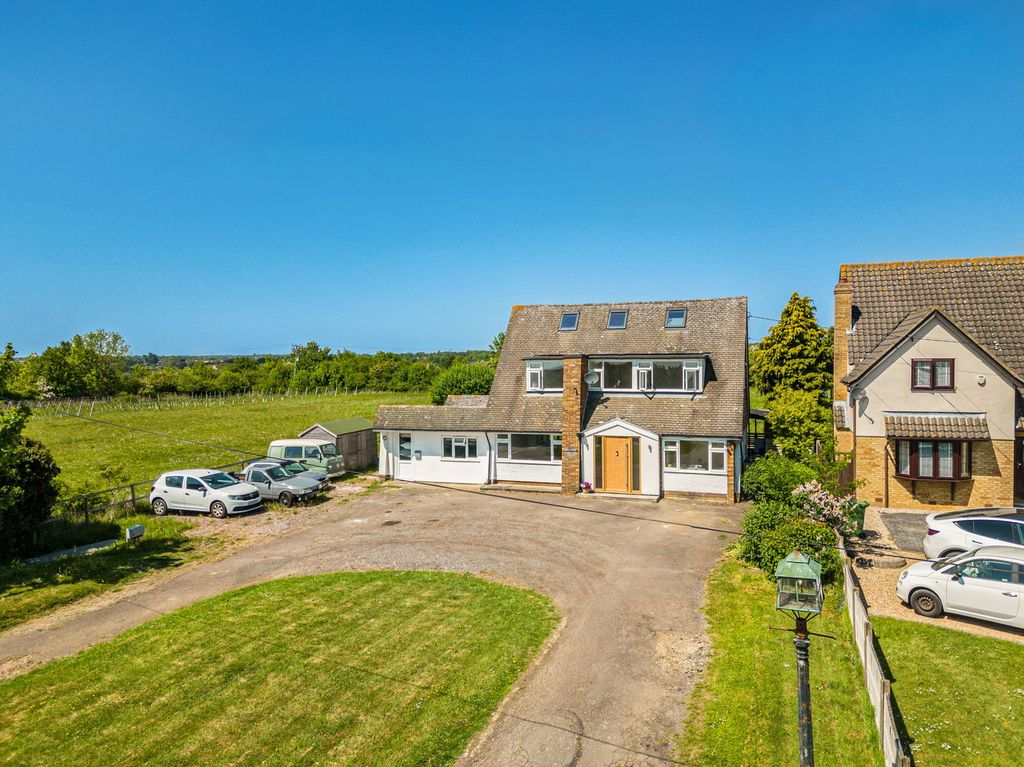 Property photo 1 of 40