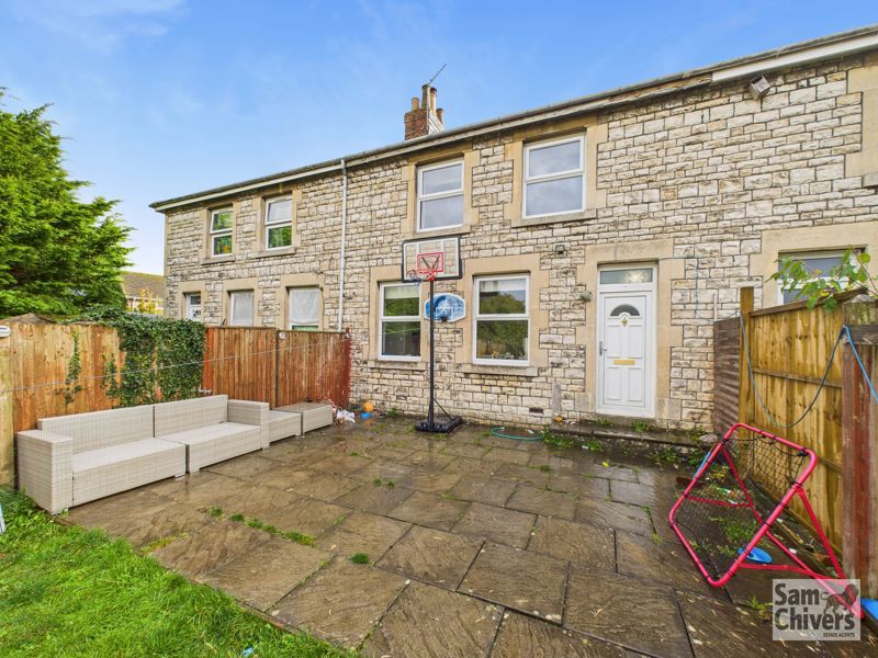 Property photo 3 of 19 Photo 19