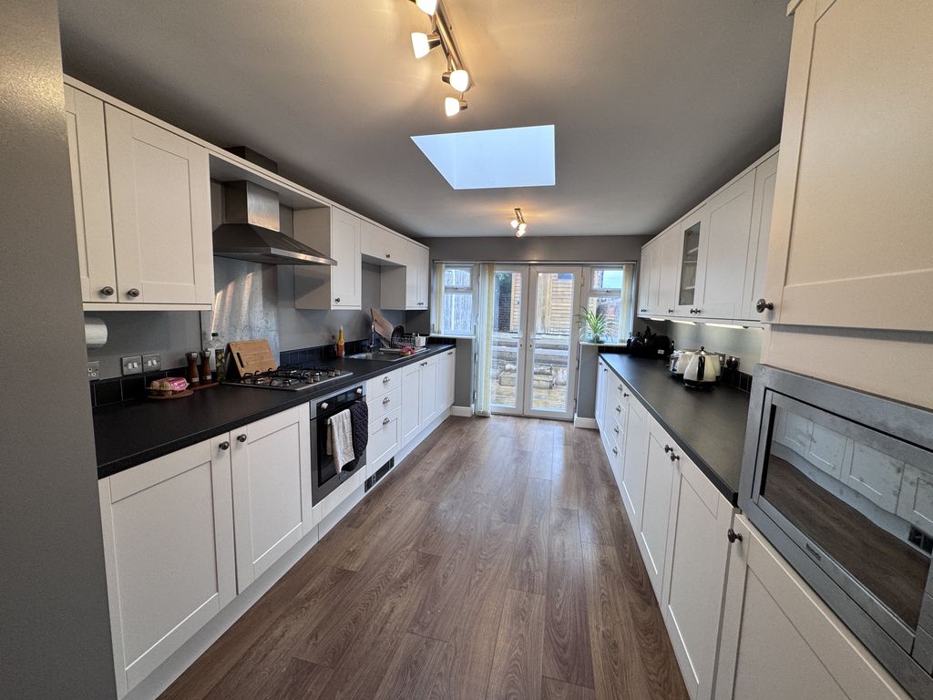 Property photo 2 of 10 Img_3534