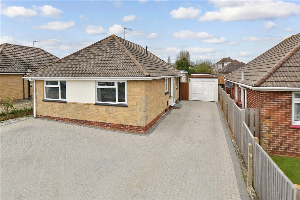 Property photo 1 of 16 External (Brochure)