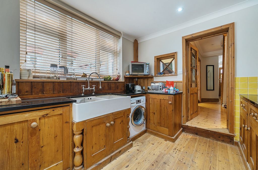 Property photo 3 of 14 1328984-22-6888Ec...