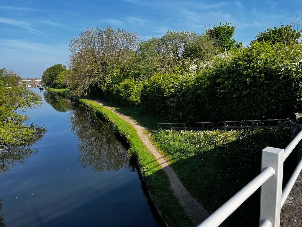 Property photo 2 of 3 Canal Front