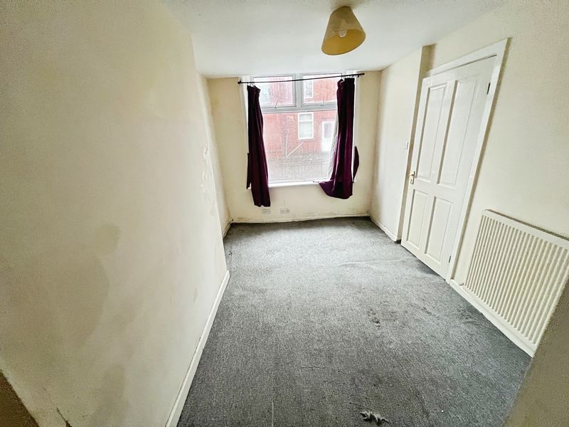 Property photo 3 of 10 Lounge