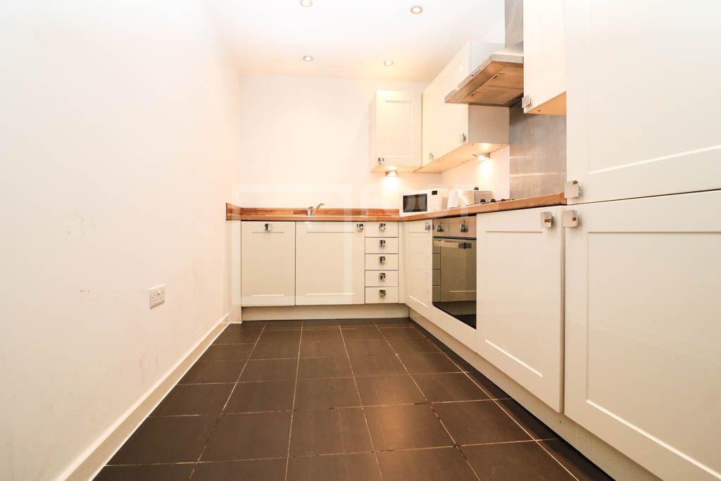 Property photo 1 of 31