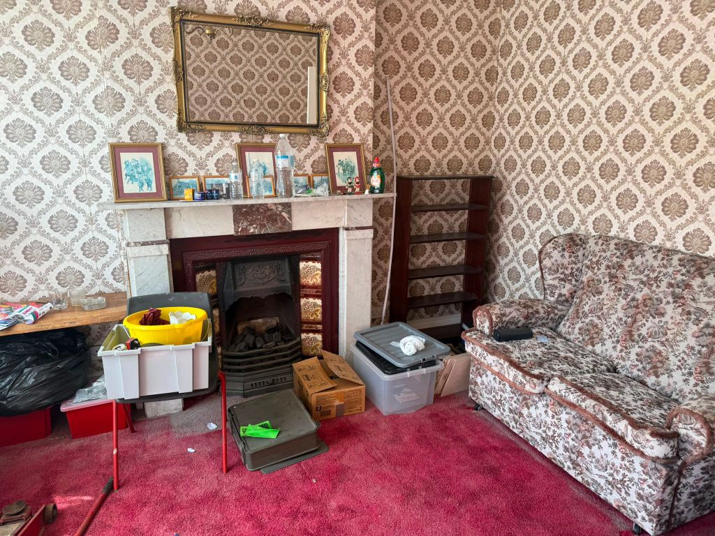 Property photo 2 of 19