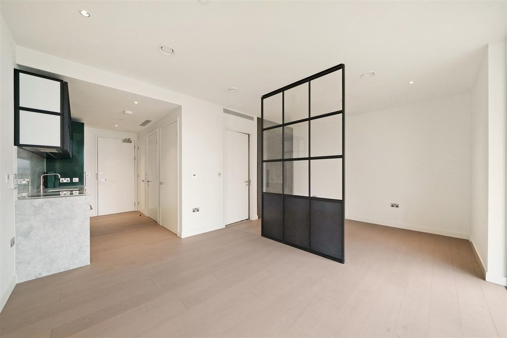 Property photo 1 of 15 Flat 2505, Hobart Building - Odc4Fsblviogdoolekdb.