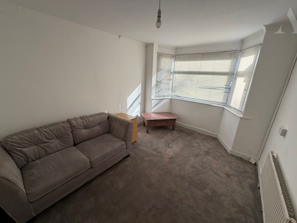 Property photo 2 of 21 118 Hodge Hill Road Front Reception Room.Jpeg