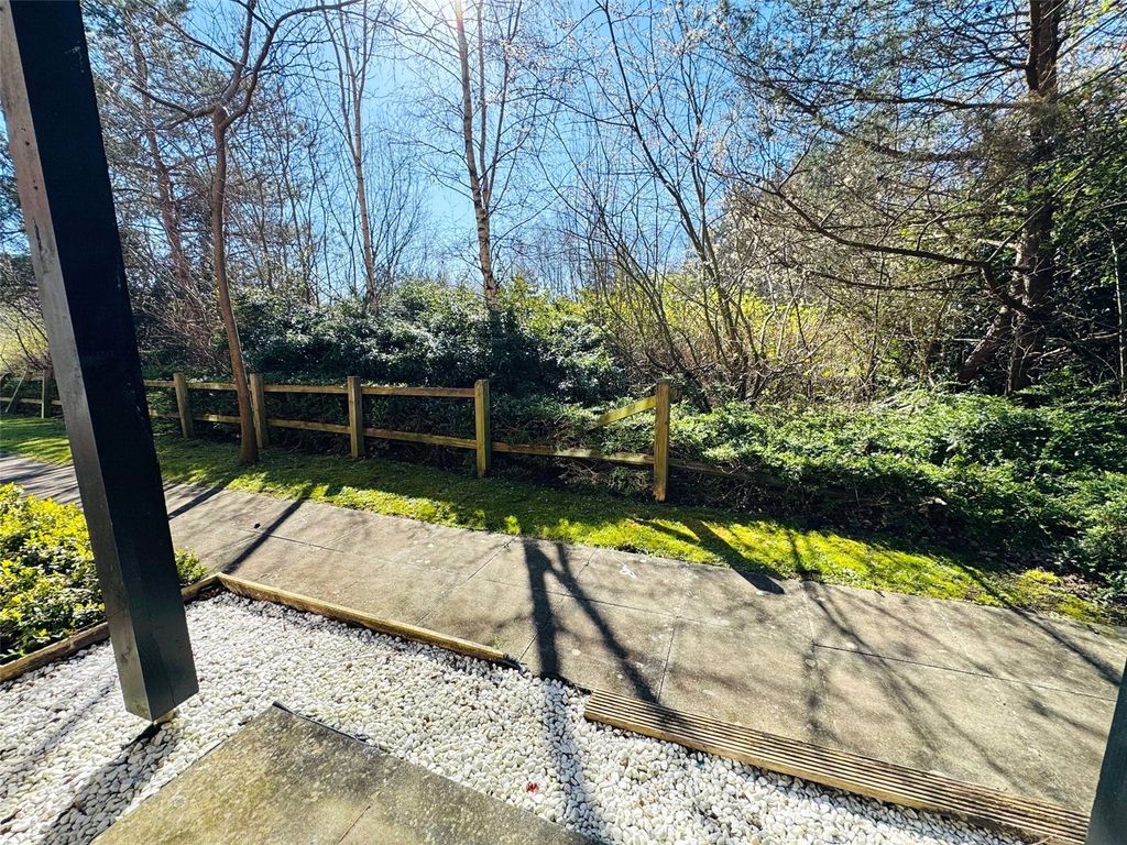 Property photo 3 of 10 Picture No. 04