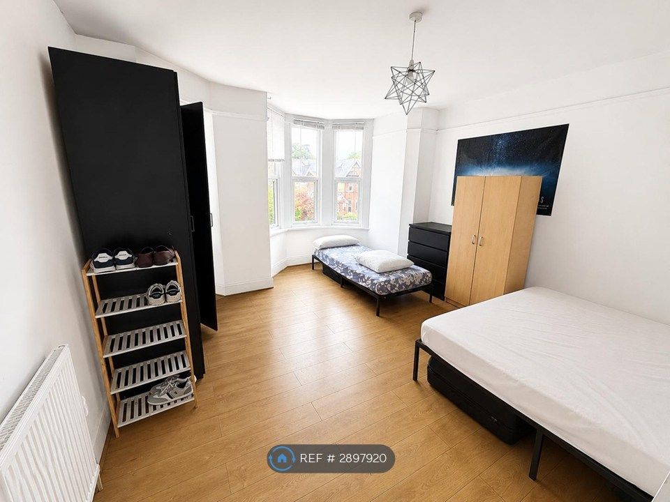 Property photo 2 of 4
