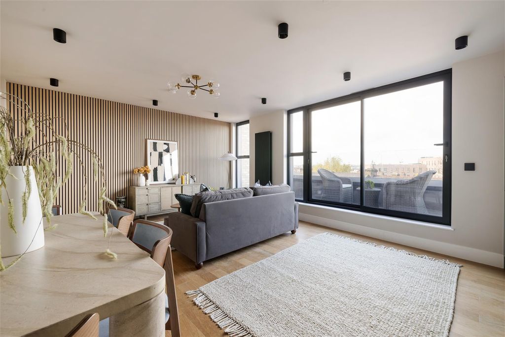 Property photo 3 of 32 Bf1A6203.Jpg