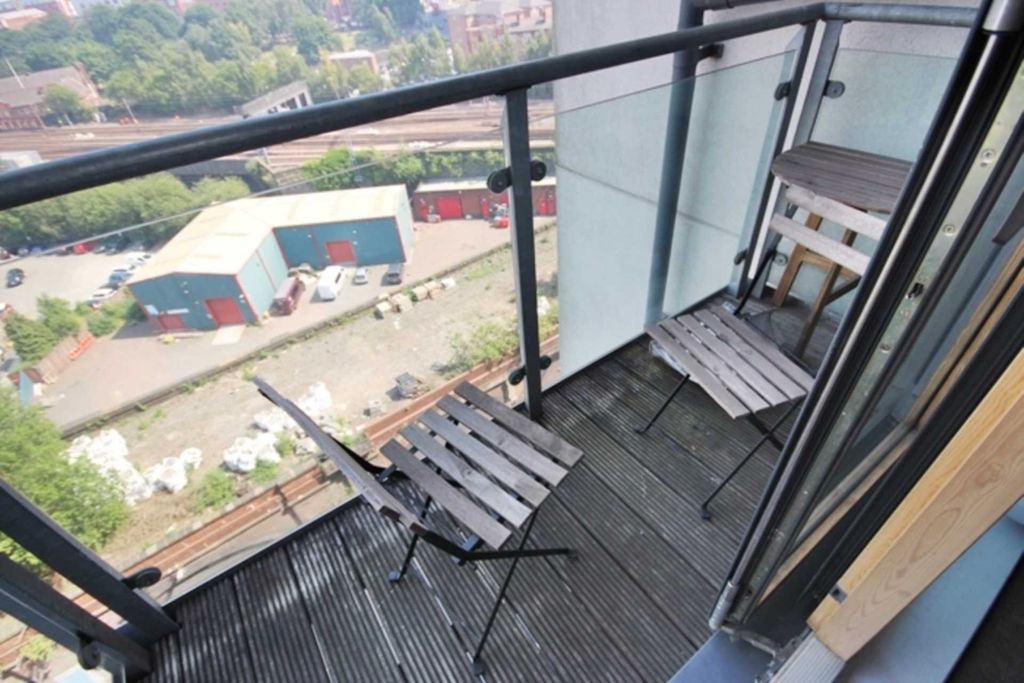 Property photo 3 of 11