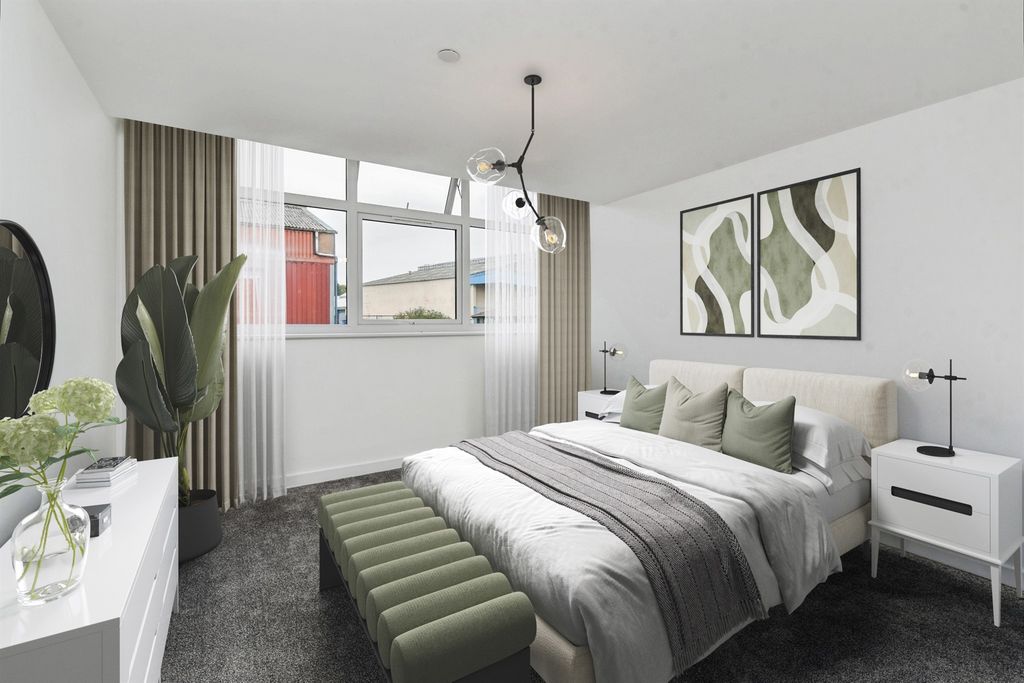 Property photo 2 of 20