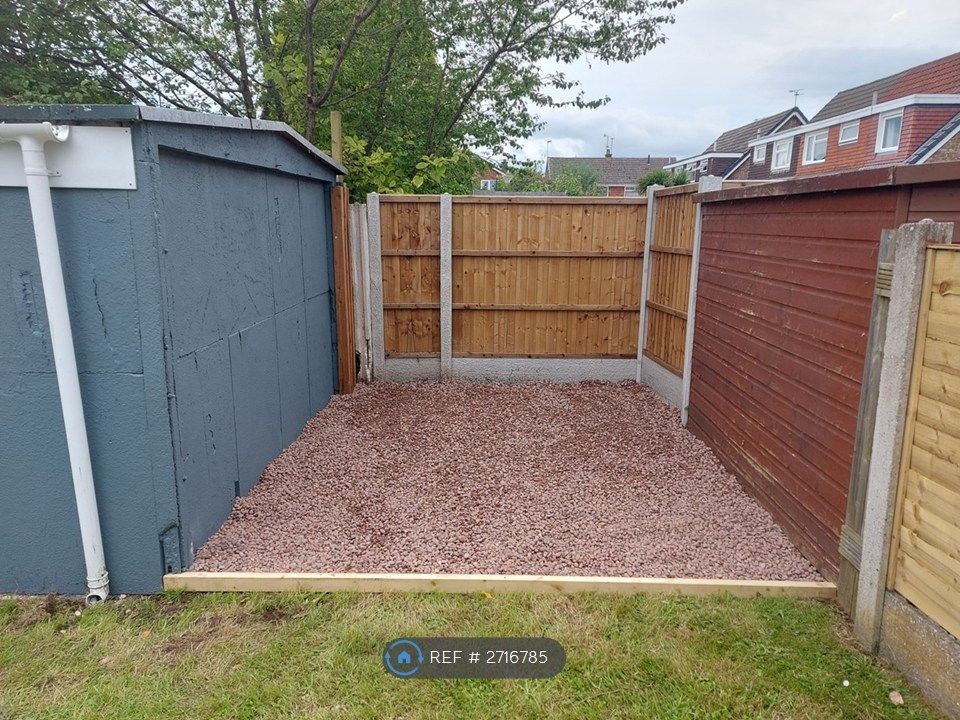 Property photo 2 of 31