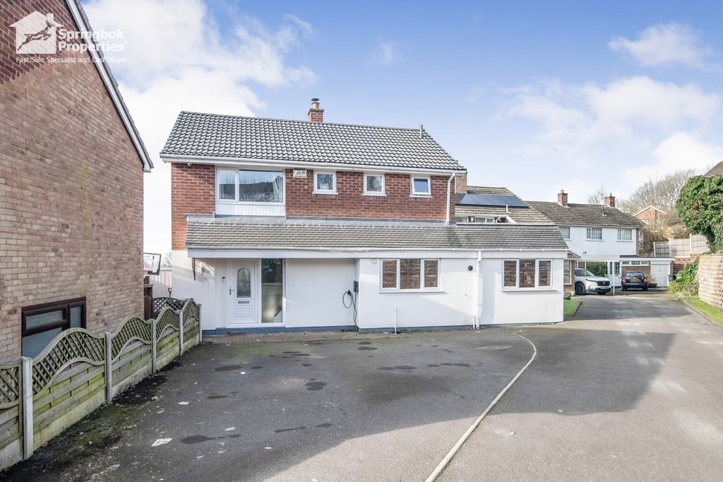 Property photo 1 of 21 Front View