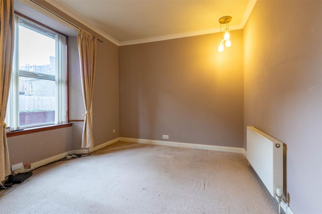 Property photo 2 of 14 7B, Alexandra Street Perth-10.Jpg