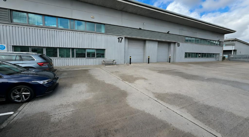 Property photo 1 of 4 17 Ashburton.Png