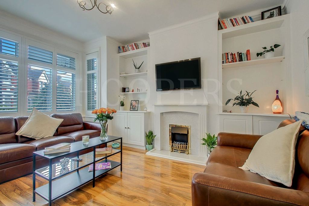 Property photo 2 of 12