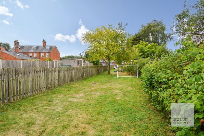 Property photo 2 of 13 Lawn Garden