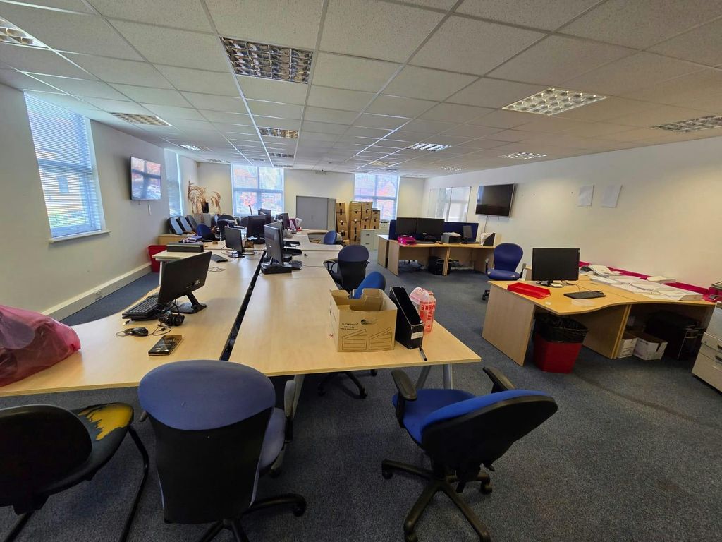 Property photo 3 of 5 Whatsapp Image 20250619 At 100437_Fc1B3388.Jpg