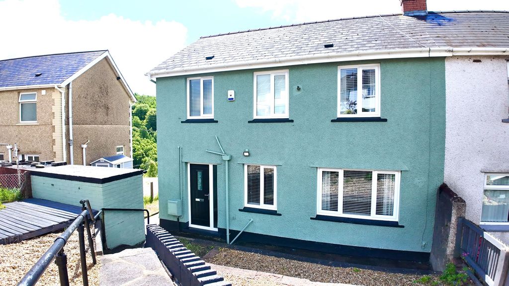 Property photo 1 of 34