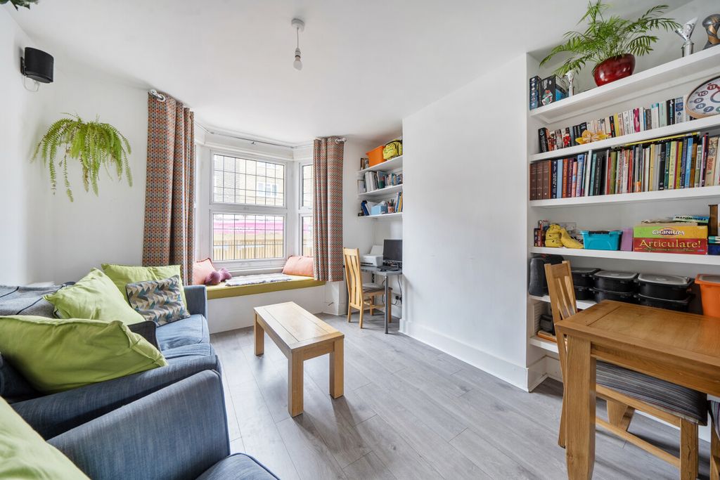 Property photo 2 of 18 1411387-15-6995A5...