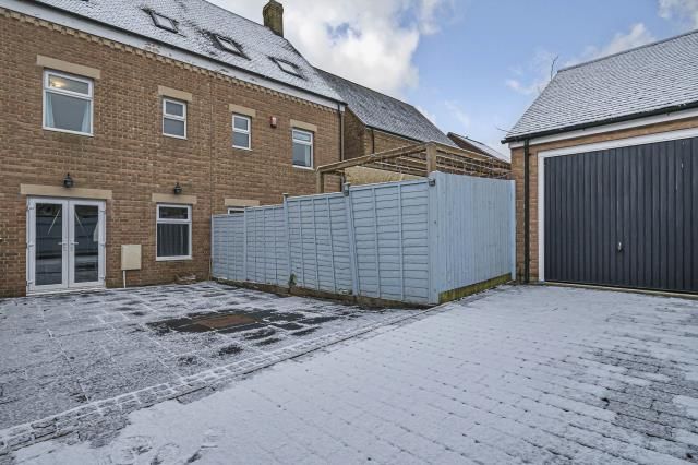 Property photo 3 of 13 Outside View