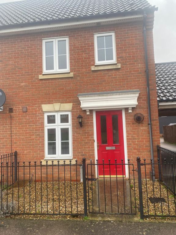 Property photo 1 of 17 Cover