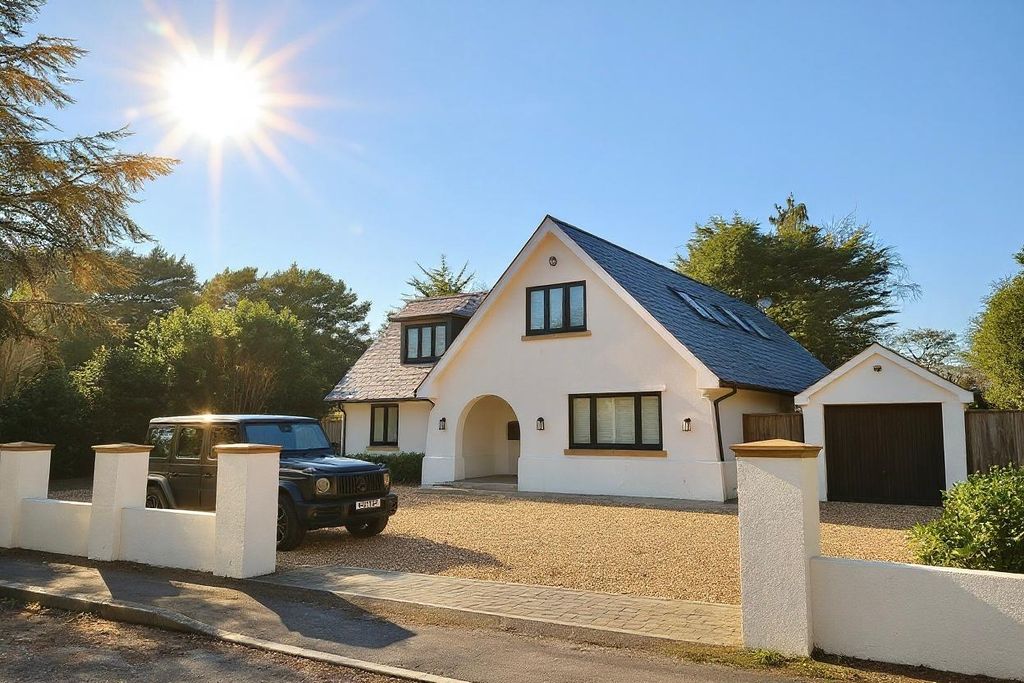 Property photo 1 of 27 27 Bushmead Drive