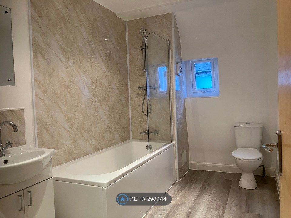 Property photo 1 of 13 Bathroom Southeast View
