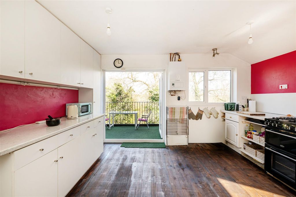 Property photo 3 of 13 Kitchen