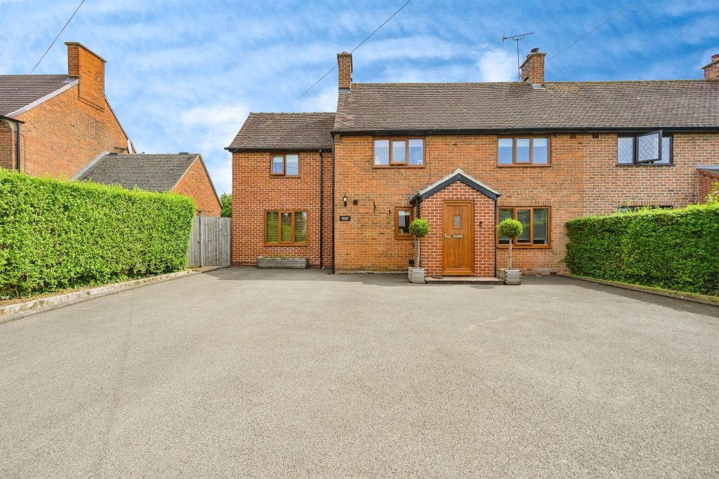 Property photo 1 of 32
