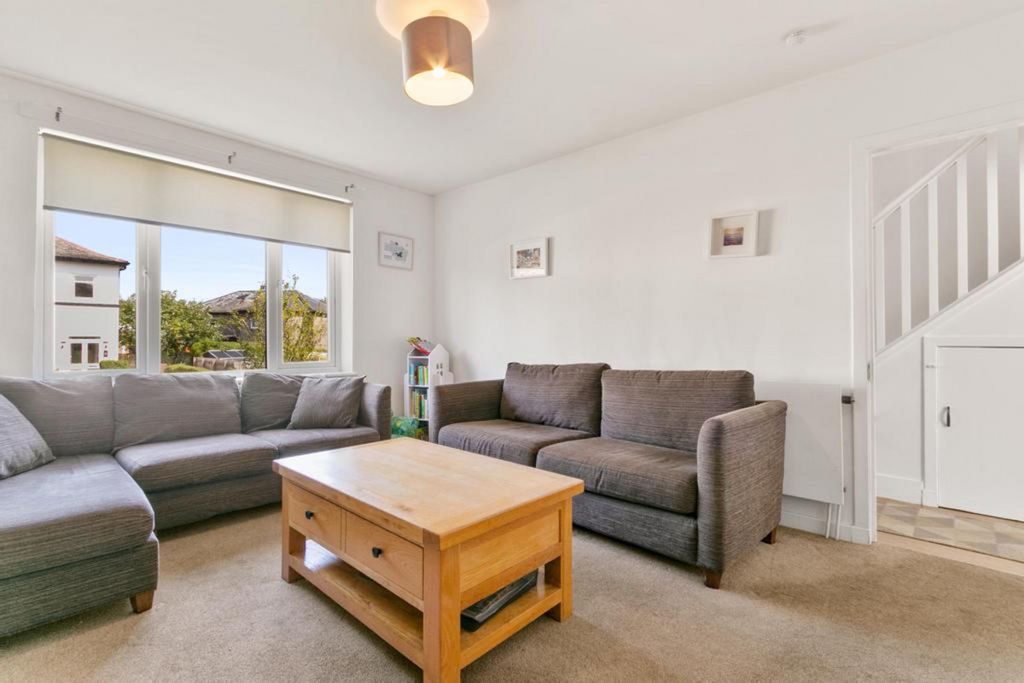 Property photo 3 of 24