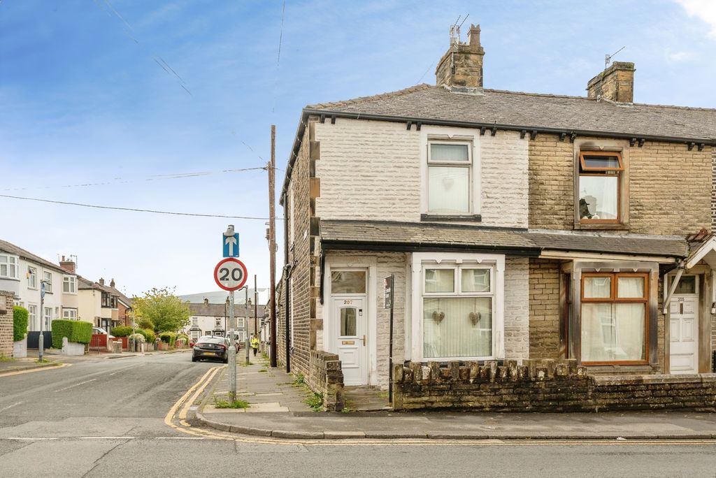Property photo 1 of 19 Pbox-Img.Jpg