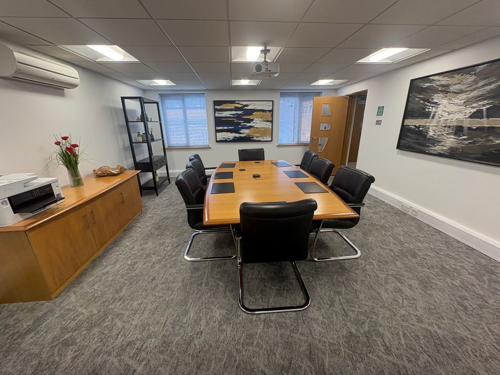Property photo 1 of 12 Shared Meeting Room