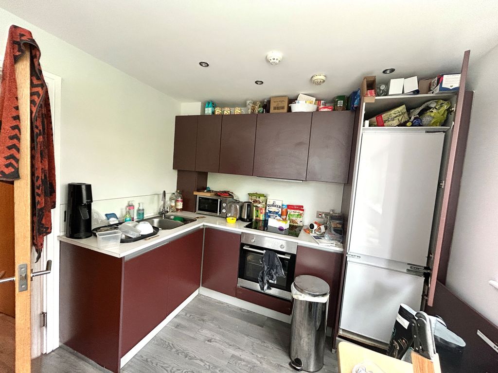 Property photo 1 of 4