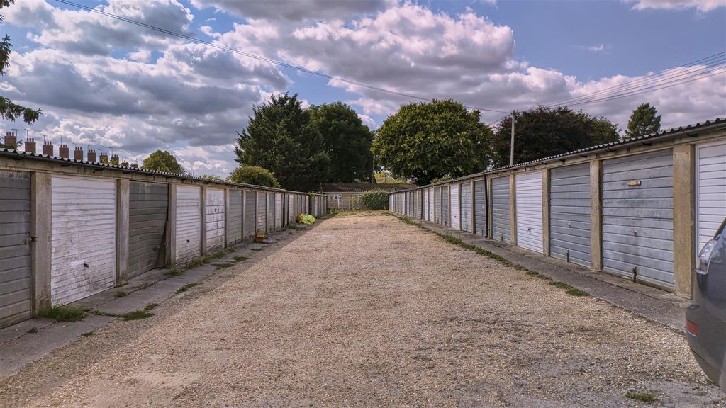 Property photo 3 of 5 Plot