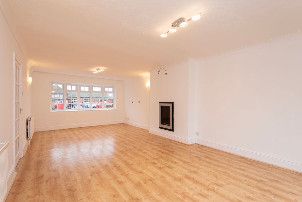 Property photo 3 of 22