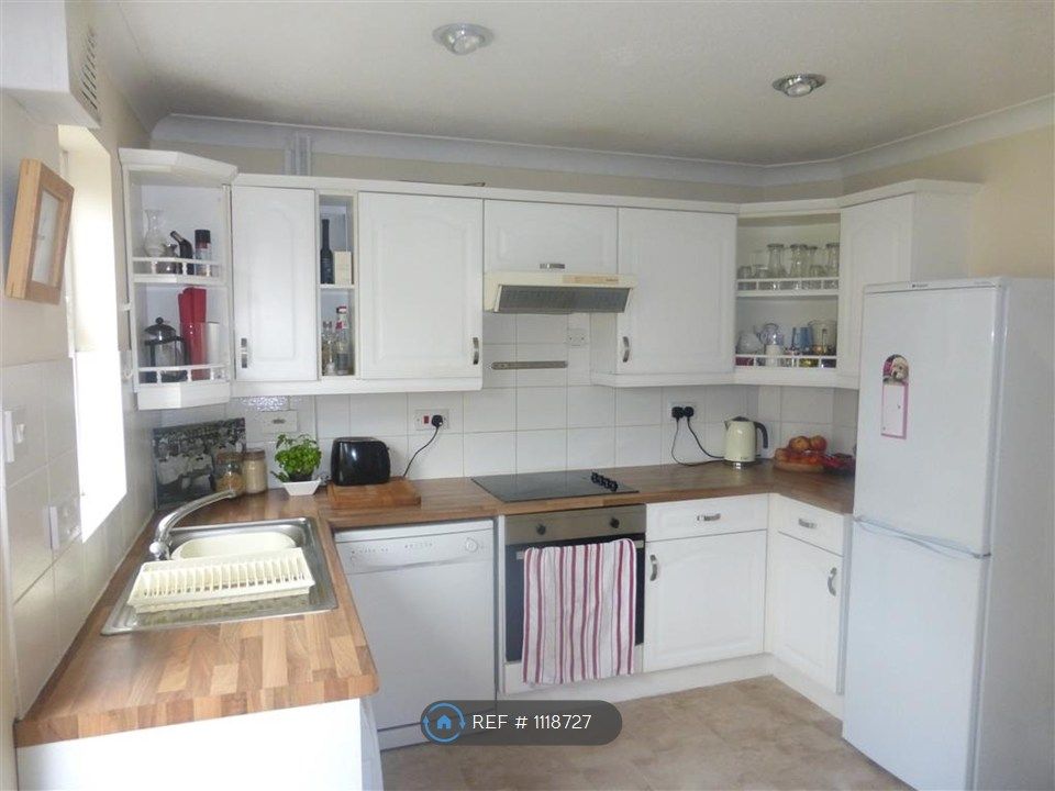 Property photo 2 of 6