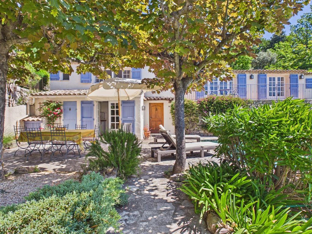 Property photo 1 of 23